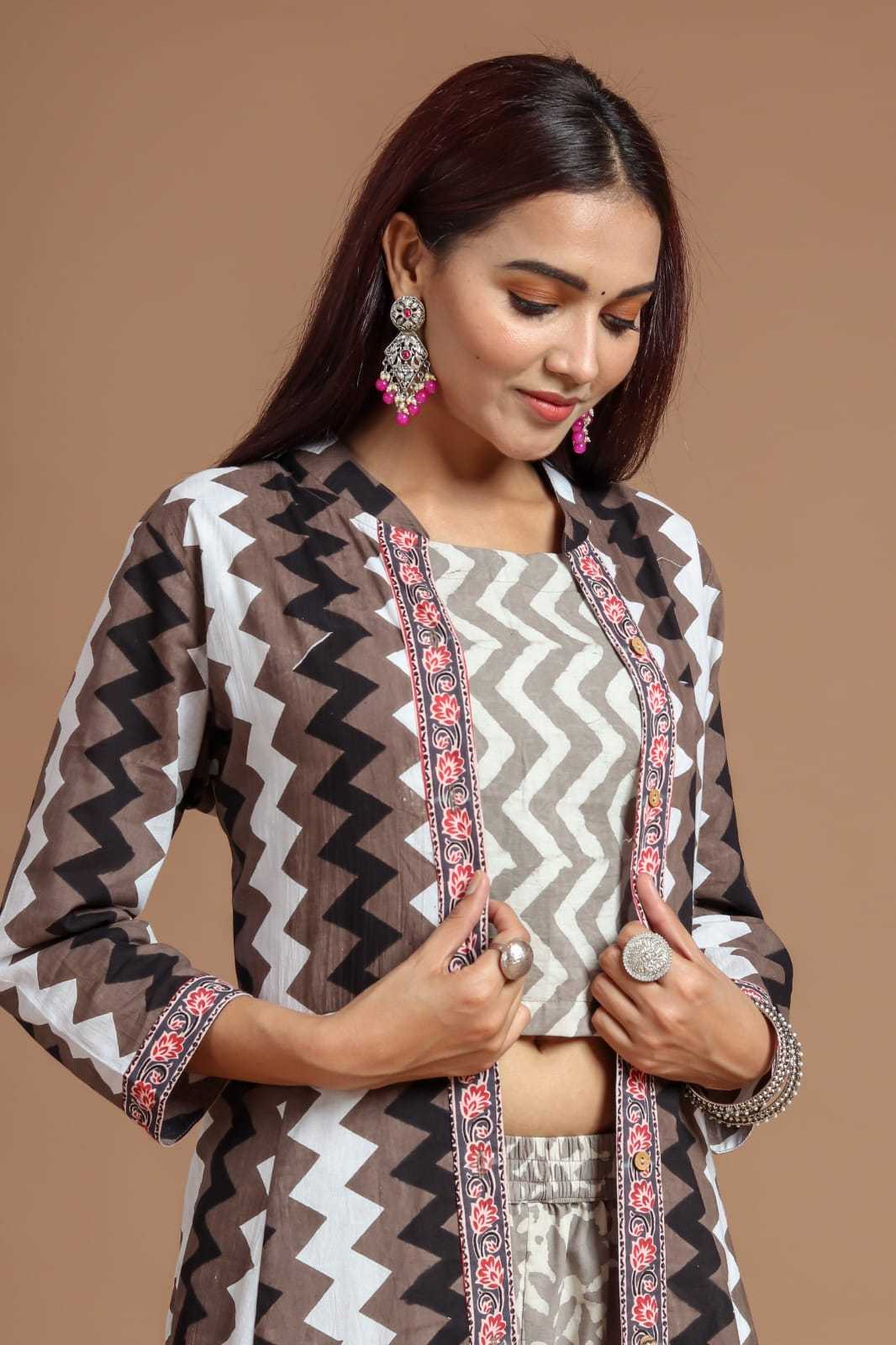Women's Printed Long Shrug with Crop Top & Floral Print Pant Set